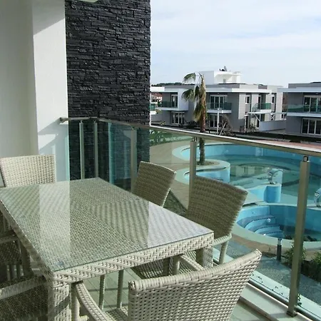 Outstanding 2 Bed Home B 2 -3 In 5 Star Community Overlooking The Pool Side